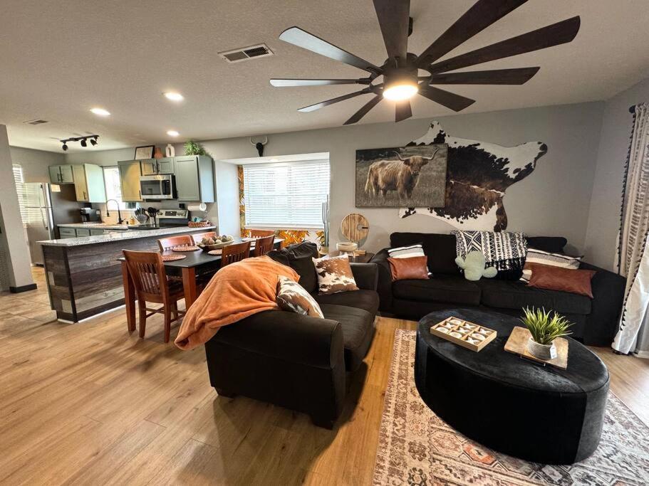 Modern Comfort: Updated Cozy Condo In Indian Point แบรนสัน ภายนอก รูปภาพ
